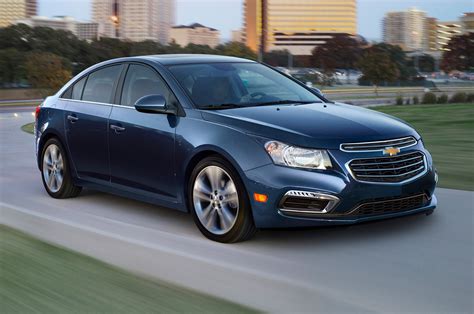 2015 chevy cruze problems. Dec 23, 2019 · Diesel Sedan 4D. $26,980. $7,861. For reference, the 2015 Chevrolet Cruze originally had a starting sticker price of $16,995, with the range-topping Cruze Diesel Sedan 4D starting at $26,980. 