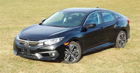 2016 civic ex t. We just clocked the turbocharged 2016 Civic at 6.8 seconds to 60, with its 174 horsepower and 162 lb-ft of torque. The 2.0-liter also has an old-school Honda charm that the 1.5-liter’s standard ... 