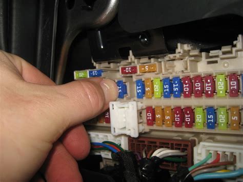 2018 nissan rogue fuse box diagram. Things To Know About 2018 nissan rogue fuse box diagram. 