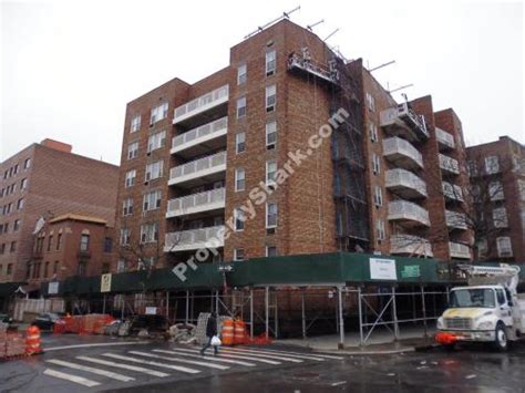 2020 Grand Concourse APT 5K, Bronx, NY 10457 is currently not for sale. The -- sqft multi family home is a 1 bed, 1 bath property. This home was built in null and last sold on 2019-11-14 for $1,625.. 