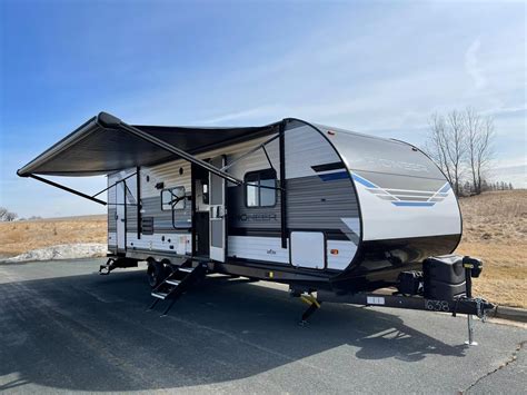 2022 heartland pioneer bh270. For price and availability, please click on the link below:https://cmpngwrld.com/2OXbLs3The 2020 Heartland Pioneer BH270 is a great rendition of a class bunk... 