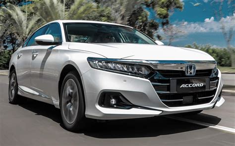 2022 honda accord. Nov 17, 2021 · The Honda Accord might look like a mild-mannered sedan, but to drive it is to discover the superhero underneath. Search. ... 2022 Honda Accord 192-hp turbo 1.5-liter inline-4, 181-hp AC motor ... 