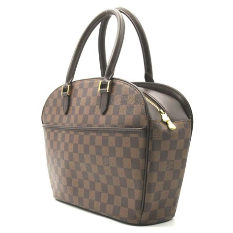 Alma BB - worth it? Tell me all the pros and cons! : r/Louisvuitton