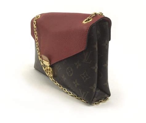 Authenticated Used LOUIS VUITTON Louis Vuitton Brasserie Must-Have