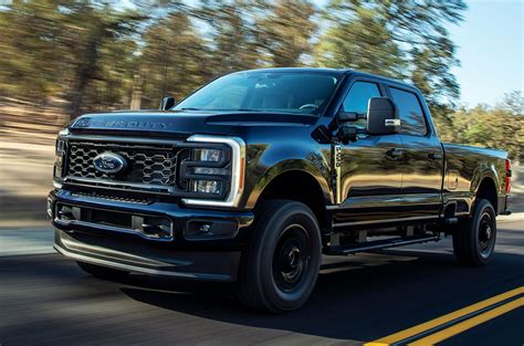 2023 Ford Super Duty Pictures