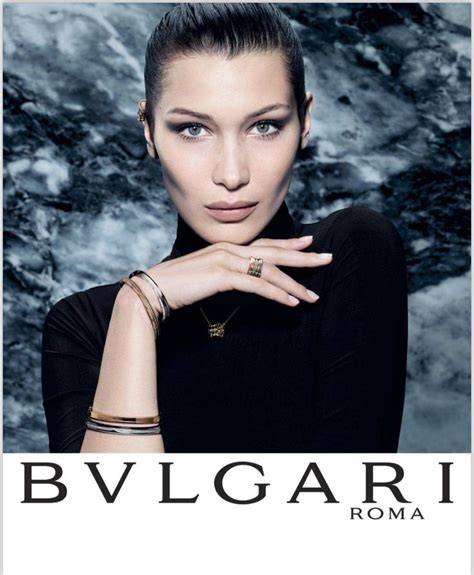 th?q=2023 Kitty caproce Hadid, ...