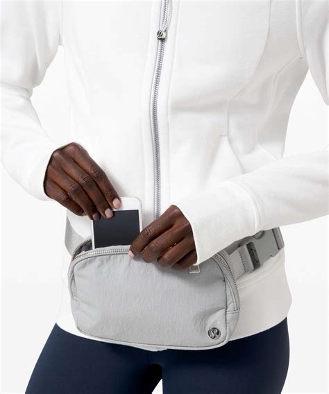 lululemon Everywhere Fleece Belt Bag Is Back in Stock - Shop lululemon's  TikTok-Viral Belt Bag for $60