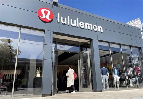 Lululemon Athletica Store Opens At The Mills At Jersey Gardens