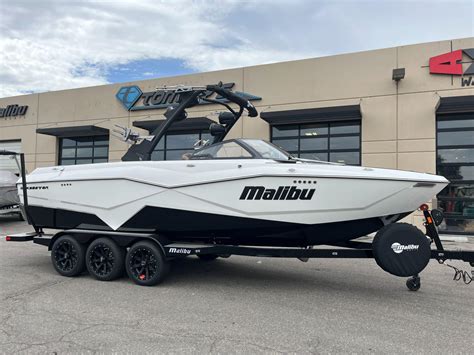 2023 Malibu Boat