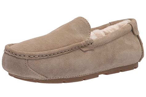 Ugg Slippers Review 2023: the Tasman, Ansley, Ascot, & More