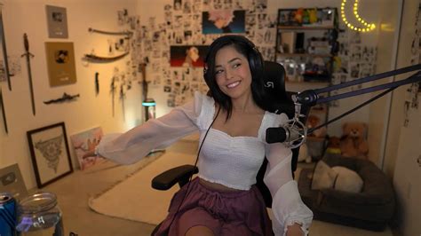 QTCinderella taking break from internet due to “negativity” after The  Streamer Awards - Dexerto