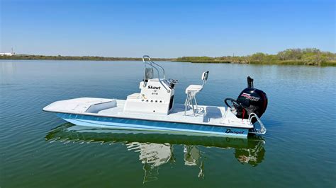 Dargel skout boat 17' for sale. Clean body with no weak spots. Comes with center console lights, led bar, power pole, rear tower, and front casting platform. Call for more info. Asking $11,000 ... 2000 Dargel Skout 210 For Sale - $13000 (San Angelo) I'm selling my 2000 Dargel Skout 210 with 2000 Johnson 150. . 