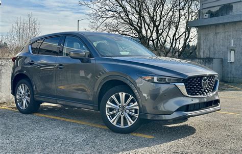 2023 mazda cx-5 reviews. Sep 26, 2022 ... Mazda offers a dizzying array of eight trim lines priced from $27,975 to $40,925, but only the top two get the best piece of equipment: the 256- ... 