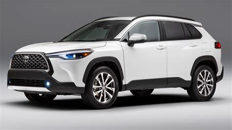 2023 toyota corolla cross xle. The Toyota Corolla Cross Hybrid is a versatile and practical vehicle that offers both fuel efficiency and eco-friendliness. With its hybrid powertrain, this compact SUV delivers ex... 