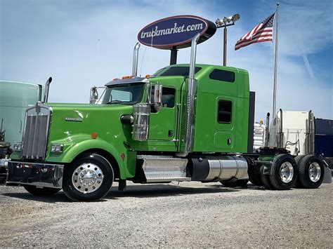 16 Oct 2021 ... Spotlighting a new 2022 Kenworth W900L conventional with a 315” wheelbase, 605 horsepower Cummins engine, and more!. 
