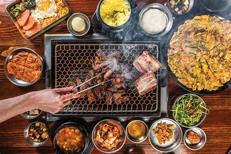 Rustic, traditional Korean decor - Picture of Daldongnae Korean BBQ,  Toronto - Tripadvisor