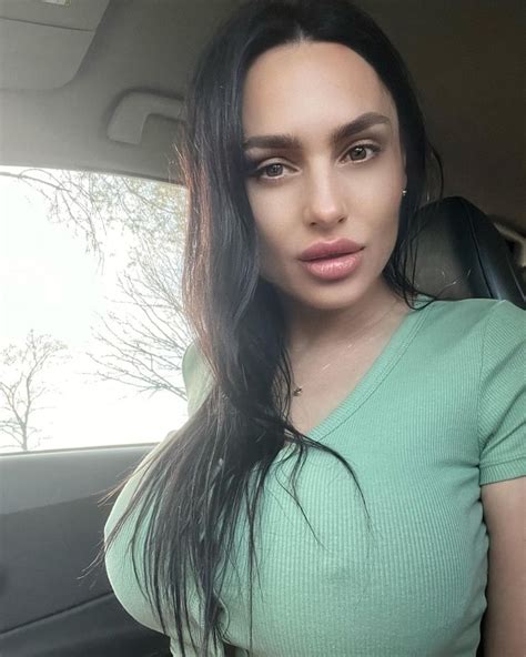 @helenka_demidova onlyfans 8k likes on her TikTok videos