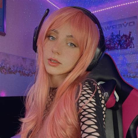 @lordemperorkat leaked  Cute gamer girl by day 🌸How to download lordemperorkat OnlyFans Leaks