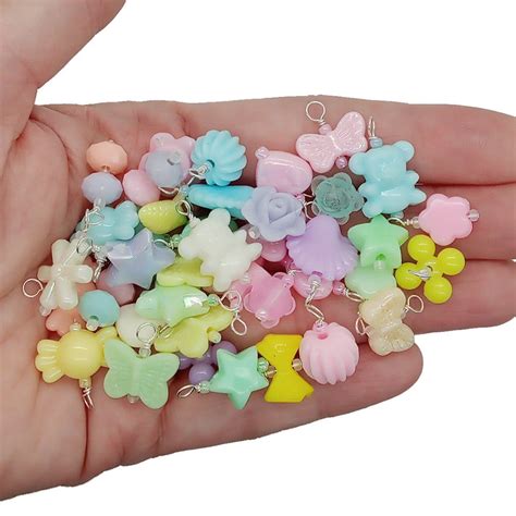 Slime Charms Cartoons Charms Cute Set - Mixed Lot Assorted Cartoons Kawaii  Charms Resin Flatback Cute Sets for DIY Crafts Making Decorations  Scrapbooking Embellishments Hair Clip 80pcs