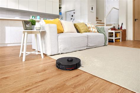 Roborock S7 MaxV Ultra self-cleans and refills its mop - Android Authority