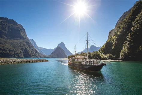 +escorted +new +zealand +tours  Experience the beauty New Zealand has to offer with this 16 day tour