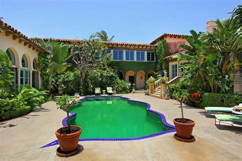 102 jungle road palm beach  $3,200,000