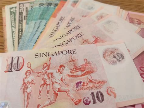 1050 dolar singapura berapa rupiah 1018 HKD: 1 Emas berapa Dolar Hong Kong: 1 XAU = 15900