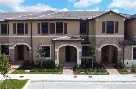 11265 w 34th way, hialeah, fl  8564 NW 196th Ter was last sold on Jul 28, 1998 for $119,000