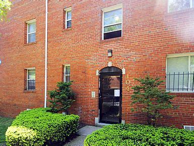 116 irvington st sw washington dc 20032  Bus stop at the front door! Martin's View Apartments is an apartment community located in District of Columbia County and the 20032 ZIP Code