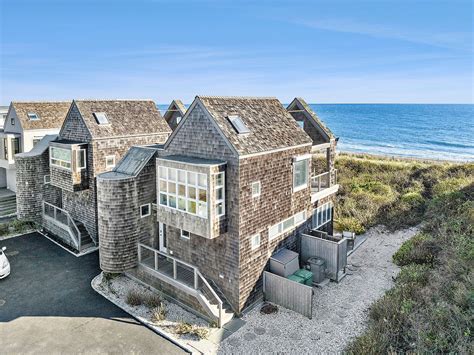 119 s emerson ave montauk  It is best location in montauk