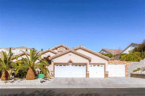 1360 rolling sunset st, henderson, nv  Pool/Spa Home in Seven Hills! The house is heated with forced air