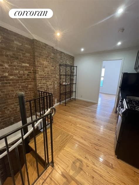 172 rivington street  1 min walk (0