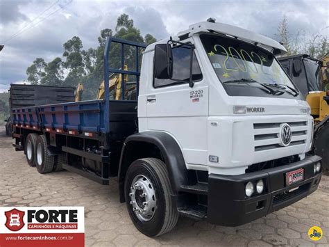 17220 truck a venda olx  Cariacica, Cruzeiro do Sul