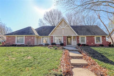 1820 ne 4th st blue springs mo 64014 5 baths house located at 1800 NE Waterfield Ln, Blue Springs, MO 64014 sold on Jun 10, 2016 after being listed at $230,000