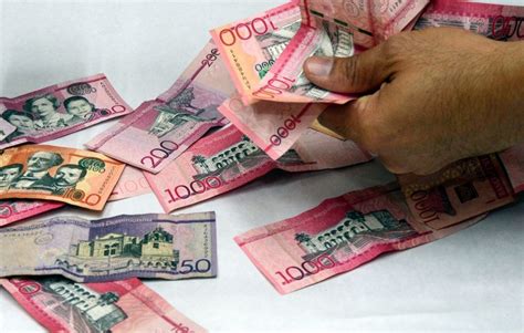 19 millones de pesos dominicanos en dolares 00 El Peso Dominicano por $300,000,000
