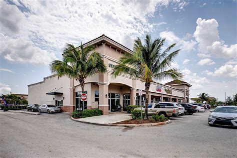 19371 nw 27th ave miami gardens fl 33056  This Retail space is available for lease