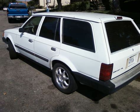 1984 ford escort wagon white Her