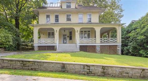 200 clove road new rochelle ny 10801  This home was built in 1905 and last sold on 2020-09-09 for $500,000