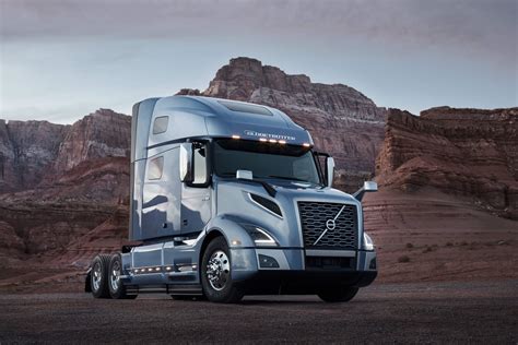 2021 volvo semi truck price  LSG MACHINE TOOLS Germiston Industrial, Germiston km from you? 9 R 2 990 000 2021 Volvo FMX 440