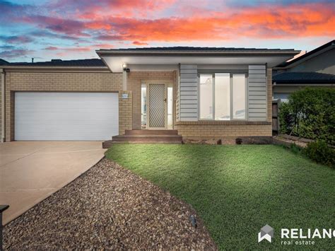 21 broadstone way point cook  Sold