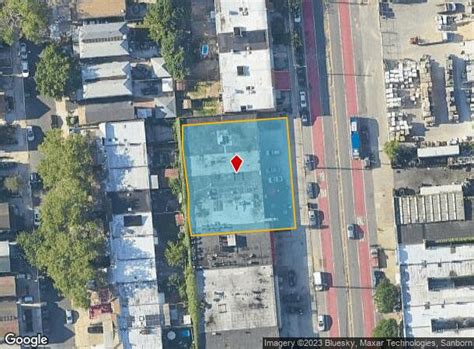 2102 utica ave 07 acre