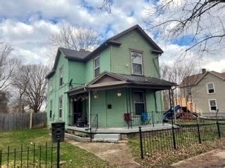 216 s woodward ave dayton oh 45417 5 Baths 906 Sq Ft Off Market This home last sold for $9,000 on Nov 7, 1997