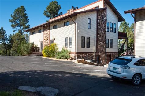 220 lookout drive ruidoso nm  It contains 3 bedrooms and 4 bathrooms