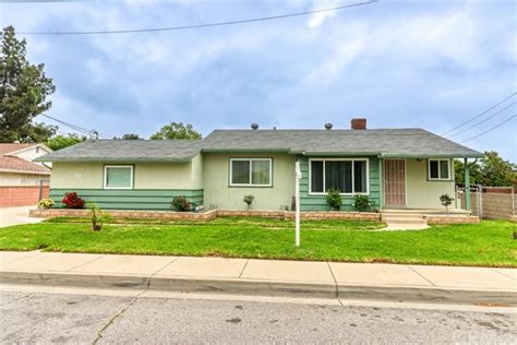 220 s valley center ave san dimas ca 91773 Nearby homes similar to 1331 Greenhaven St have recently sold between $119K to $2M at an average of $490 per square foot