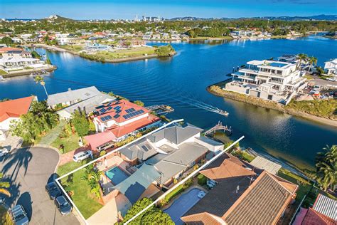 23 firmin court mermaid waters Property data for 18 Bowline Road, Mermaid Waters, QLD 4218