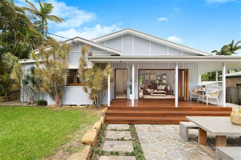 24 ruskin street byron bay nsw 2481  $2,000 pw incl