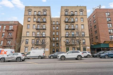 246-15 northern blvd  4