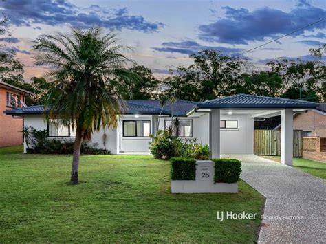 25 auckland street wishart qld 4122  This House is estimated to be worth around $890k, with a range from $760k to $1