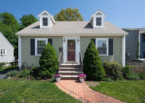 270 whiting ave dedham ma Zestimate® Home Value: $859,000