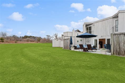 29 fairway pl unit 19 montauk  29 Fairway Pl